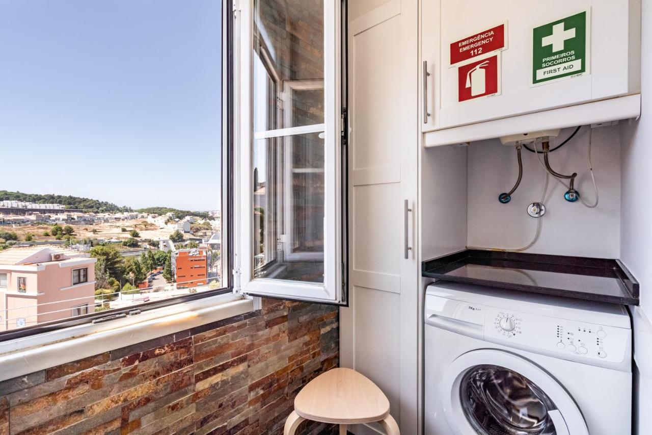 Akicity Campolide Apollo Lisboa Exteriör bild